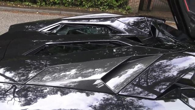 Lamborghini Aventador S Roadster- walkaround and insane cold start up! смотреть онлайн