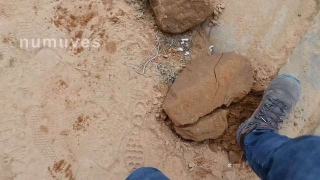 CHINA is TOO FREE in some ways | Mars dune, Hobbit caves and more! смотреть онлайн