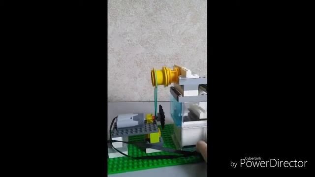 Лифт из Лего я. (самоделка) смотреть онлайн
