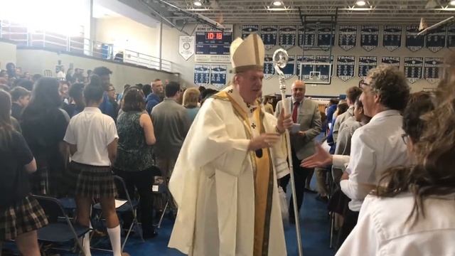 Cardinal Tobin on his way out of mass at Union Catholic смотреть онлайн