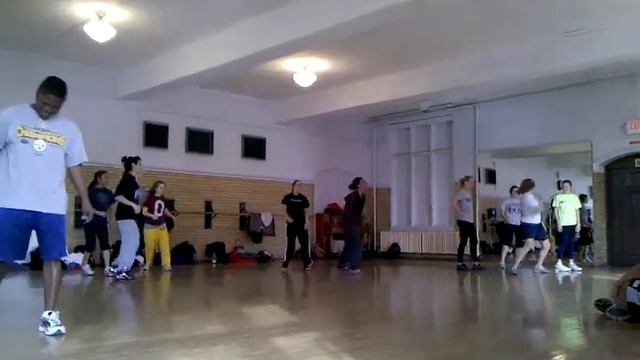 Group One MC Hammer смотреть онлайн