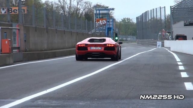 Lamborghini Aventador LP700 Full Throttle Acceleration and Downshifts! смотреть онлайн