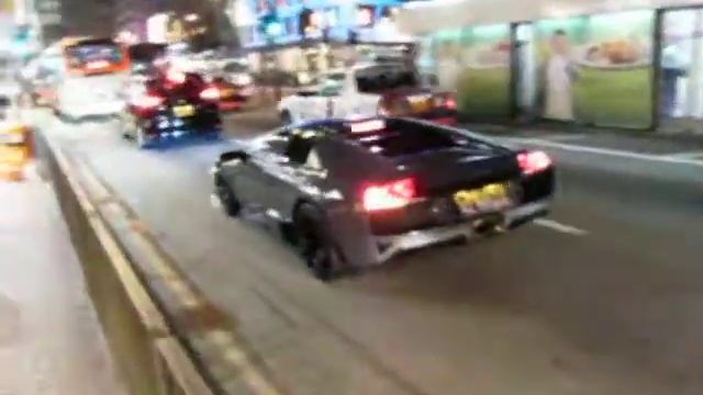 Lambo Murcielago on Hennessy road in Hong Kong смотреть онлайн