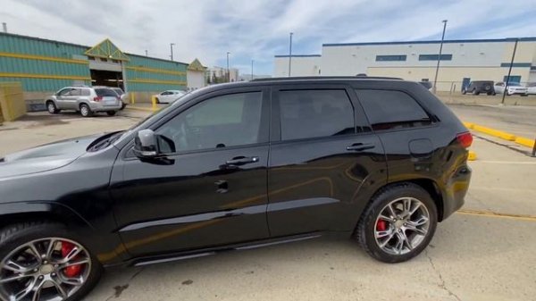 2021 Dodge Durango HELLCAT Vs 2021 Jeep Grand Cherokee SRT | Which Is The Better SUV?