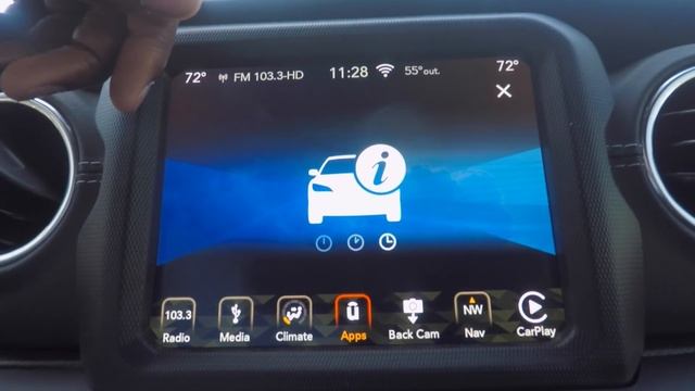 My 2018 Jeep Wrangler JL Uconnect 8.4 Infotainment System Review (4th Generation) смотреть онлайн
