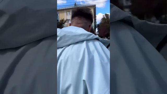 Нежданчик приехал смотреть онлайн