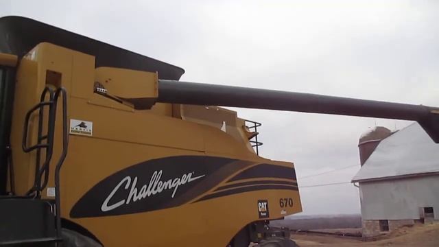 BigIron Online Auction 1-20-2021--GE1207=2007 Challenger 670 4x4 Combine смотреть онлайн