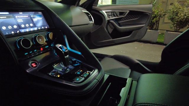 Jaguar F-Type P300 Automatic смотреть онлайн