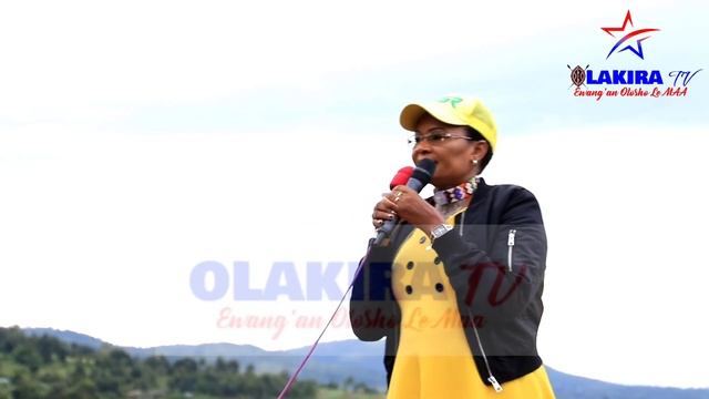 Narok UDA Women Rep Aspirant Rebecca Tonkei Speaks fluent Kalenjin at Ilmotiok Narok West смотреть онлайн