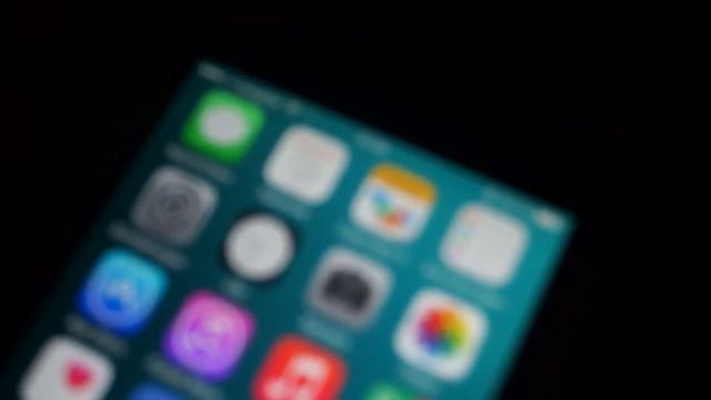 iPhone 6 Screen Issue (Line Bleeding) смотреть онлайн
