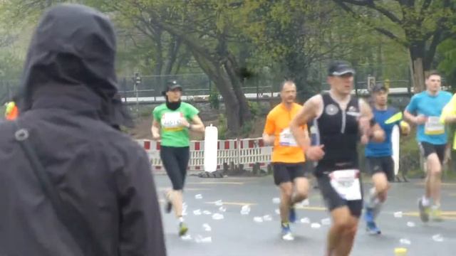 Hamburg Marathon 2015 - Super-Stimmung trotz Schmuddelwetter смотреть онлайн