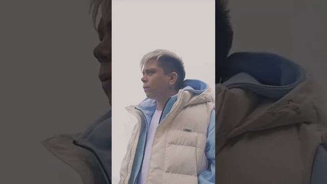 Скоро новый хит смотреть онлайн