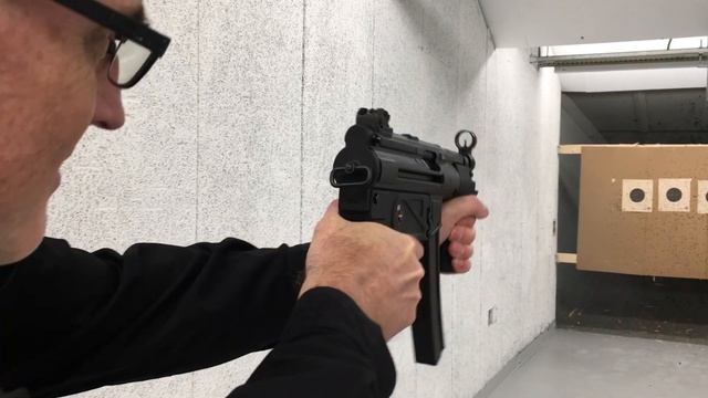 ARTV Outtake: Slap! On The Range With The H&K MP5K