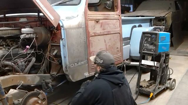 1949 Jeep Willys Pick Up Driver Side Cab Part 25 смотреть онлайн