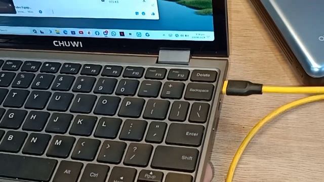 PORTABLE GENERATOR 😱 YOOBAO LC6 20000mah POWERBANK PANOORIN MO BAGO BUMILI смотреть онлайн