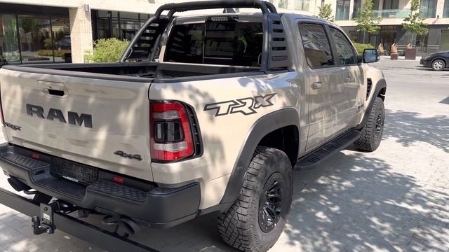 Новый RAM TRX LIMITED SUPERCHARGED 711л.с. 2022 без пробега в лимитированном цвете Sandblast смотреть онлайн