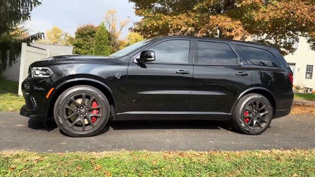 2023 Dodge Hellcat Durango - Gets Low Down & Dirty смотреть онлайн
