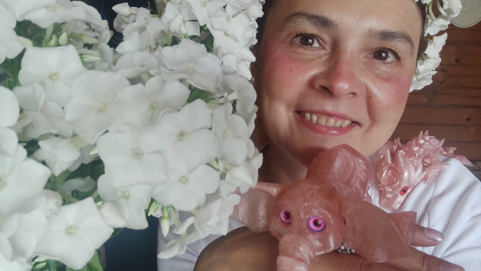 АСМР Покажу много чудесных 3 д игрушек и просто поговорим тихий голос смотреть онлайн