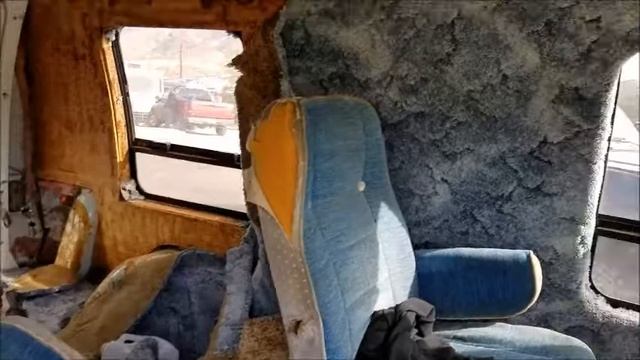 TOYBOX!!!!! 1969 Chevy truck Jeep J20 Chevy Van and Mystery car! смотреть онлайн