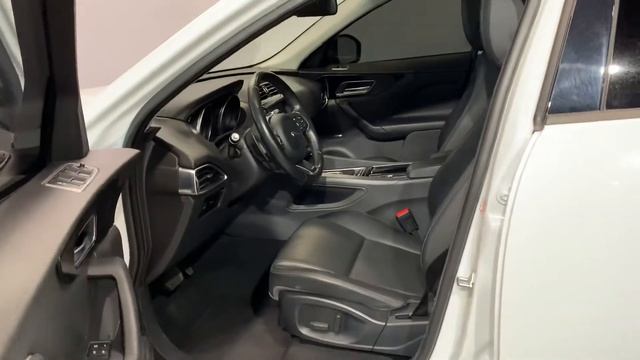 2018 Jaguar F-PACE 30t Premium AWD SUV #235460 смотреть онлайн