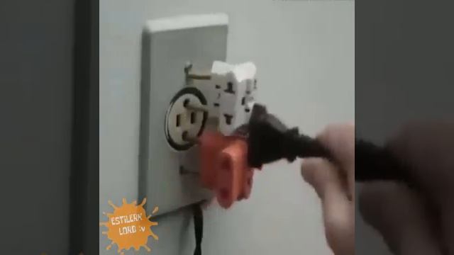 Переходник для электрической вилки [Электро - Видео] смотреть онлайн