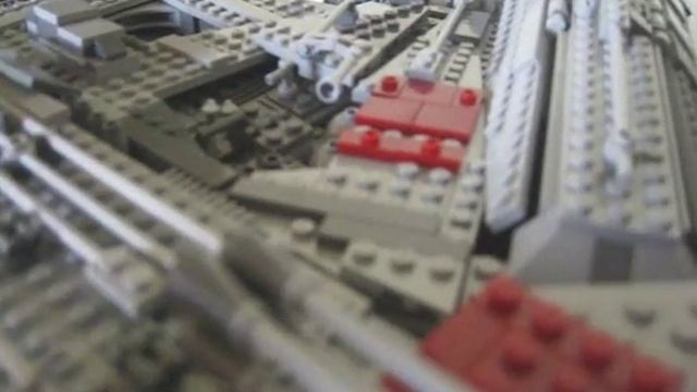 Видео обзор Lego 10179 UCS Millenium Falcon смотреть онлайн