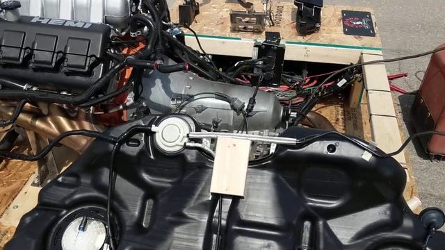 2010 Dodge Challenger SRT8 6.1L HEMI Engine Auto Trans Swap смотреть онлайн