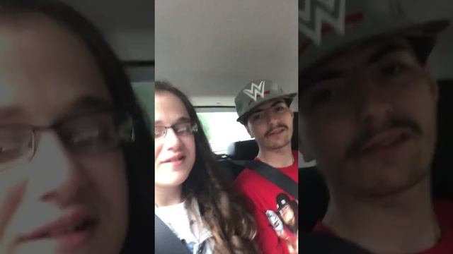 Jenna Fisher & MichaeL Numer & Brody Snyder (May 20 2017) смотреть онлайн