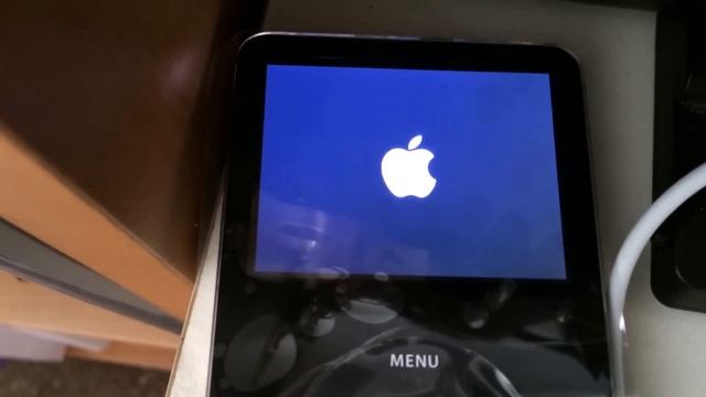 iPod Video 5.5th Generation 480GB Modded with 2000mAh battery смотреть онлайн