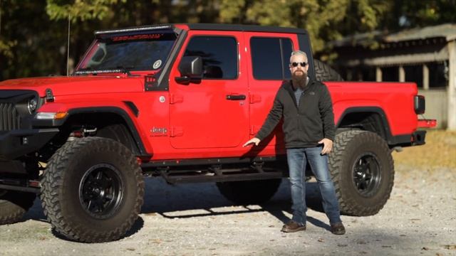 Jeep Gladiator JT Retract Power Running Boards by Rough Country