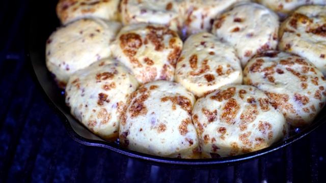 Smoked Cinnamon Rolls on the Pit Boss Pellet Grill! Amazing sweet treat! смотреть онлайн