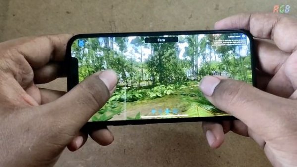 ARK Survival Evolved On iPhone 12 - Ultra Graphics Test