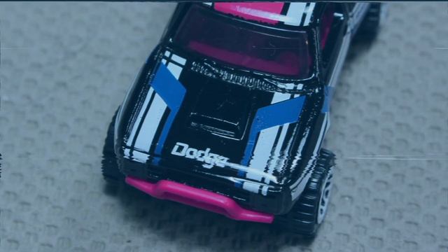 Hot Wheels Treasure Hunt Dodge D100 смотреть онлайн