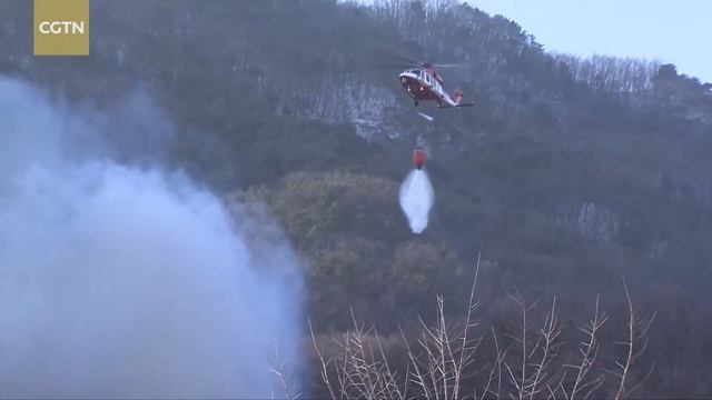 Hundreds evacuated after fire in one of Seoul's last slums смотреть онлайн