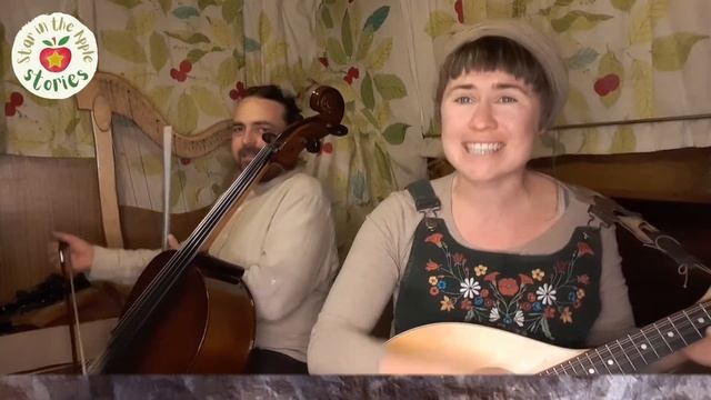 'Old Apple Tree' - Seasonal Song for Winter Wassail - Apple Tree Celebration смотреть онлайн