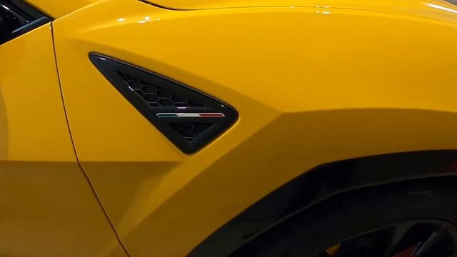 Yellow Lamborghini Urus , Black Lamborghini Urus & Mansory Lamborghini Urus (Venatus) @ Pavilion