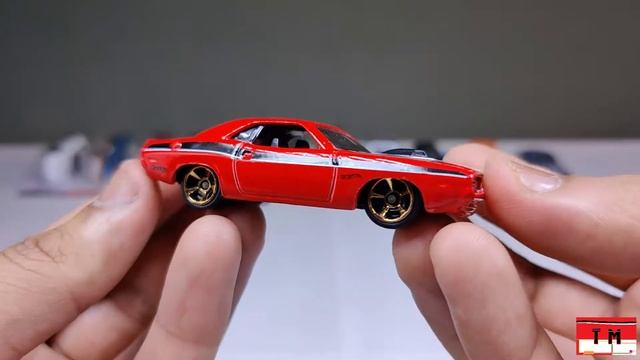 Hot wheels - '70 Dodge Hemi Challenger смотреть онлайн