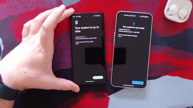 Pixel 6a vs Nothing Phone (1) - Polar Opposites смотреть онлайн