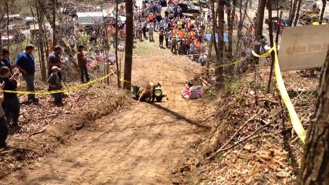Extreme Barbie Jeep Racing смотреть онлайн