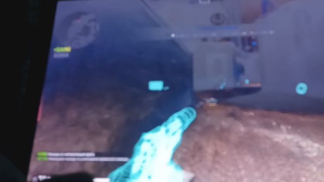 играю в кс го с Wallhack точнее вх легальное