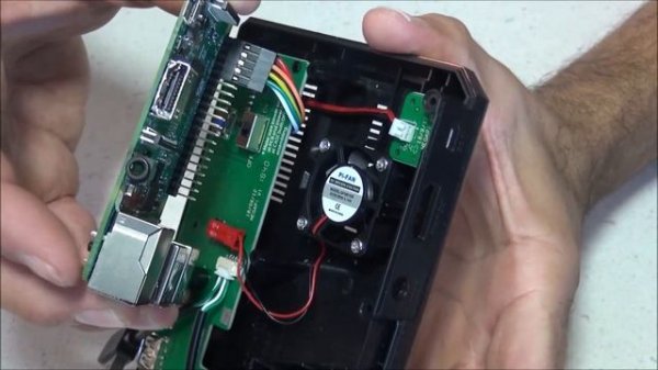 MEGA-Pi case by Retroflag a mini Sega MegaDrive/Genesis for Pi 3 B & B+