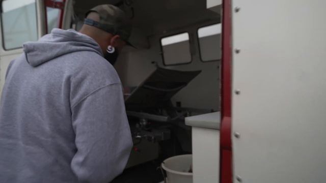 Bugatti Chiron Supersport, McLaren Senna, Lamborghini Super Trofeo EVO2, South OC Cars and Coffee смотреть онлайн