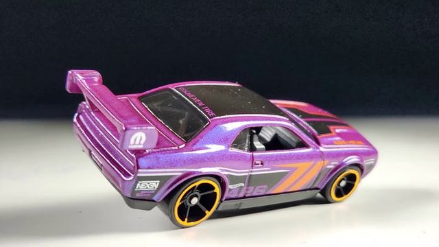 Hot Wheels Mainline Review: Dodge Challenger Drift Car | 2019 Nightburnerz смотреть онлайн