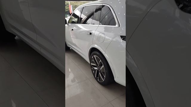 Гибридный семейный автомобиль LiXiang L7 #Китайский автомобиль # Новый энергетический автомобиль смотреть онлайн