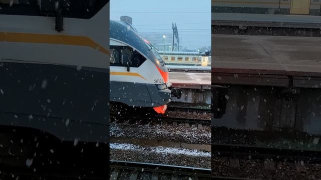 Первый снег смотреть онлайн