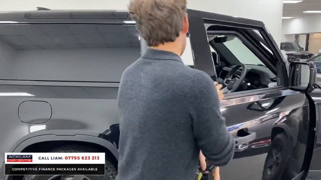 2021 Land Rover Defender 90 Commercial