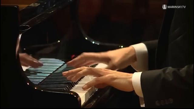 Lucas Debargue's jazz improvisation in Russia, after classical recital смотреть онлайн