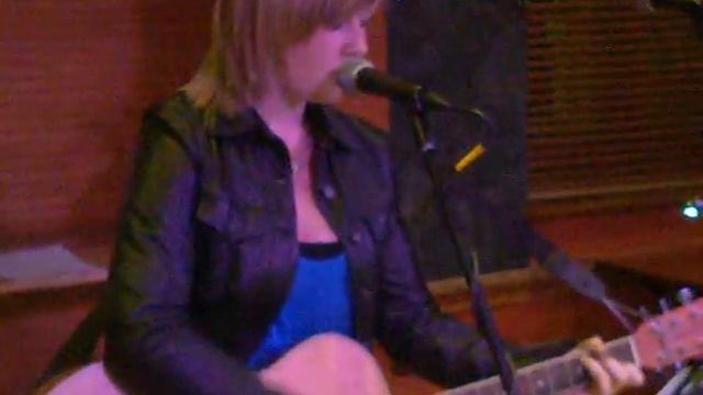 Bar XLR Open Mic - Jamey-lynn Lowe - Pink cover 'Fuckin' Perfect' смотреть онлайн
