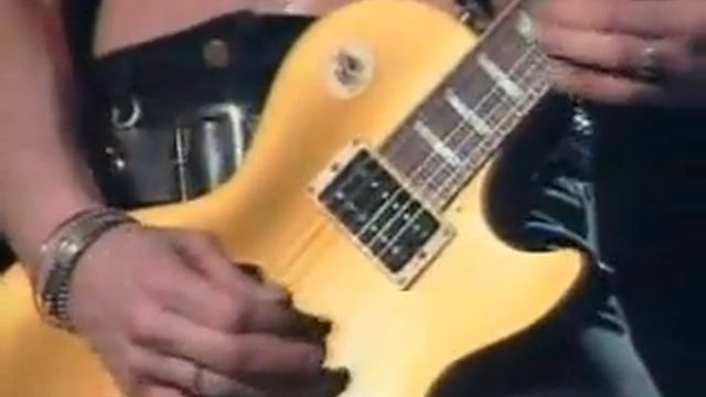 Guns N Roses - Sweet Child O Mine - Live смотреть онлайн