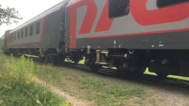 Какие-то мал-ки положили камни под поезд и новые вагоны габарита риц №8 москва-Смоленск и чмэ3т-728 смотреть онлайн